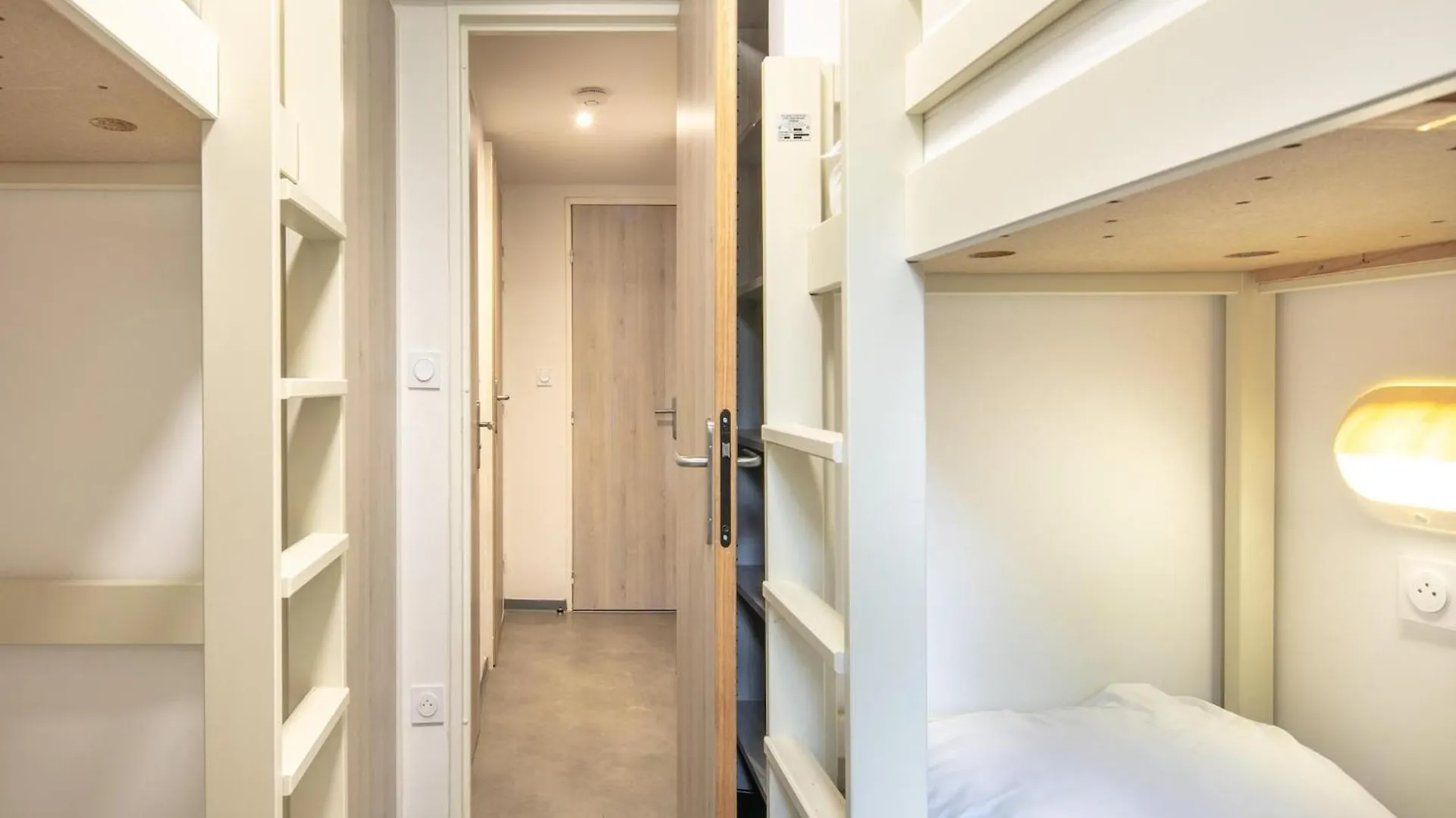 Holiday home 2 Room Apartment 4 People 1 Baby Floor Saint-Leger-les-Melezes